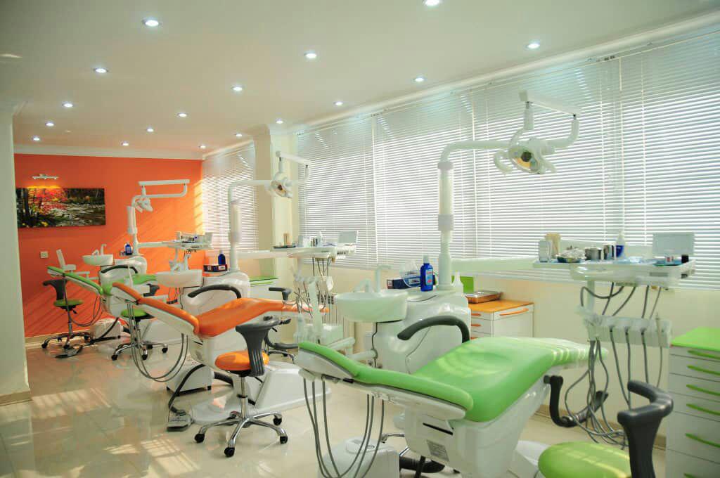 کلینیک تخصصی دندانپزشکی رویای لبخند